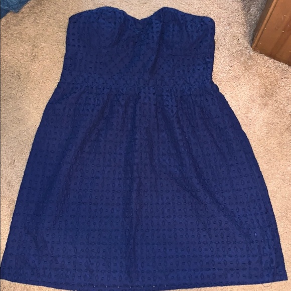 American Eagle Outfitters Dresses & Skirts - Strapless American Eagle Dress